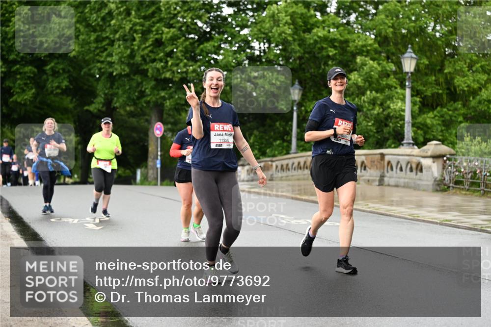 14.06.2026 - REWE Women's Run Dr. Thomas Lammeyer http://msf.ph/oto/9773692 14.06.2026 09:53:07 Laufen 11328, 7, 0468 meine-sportfotos.de