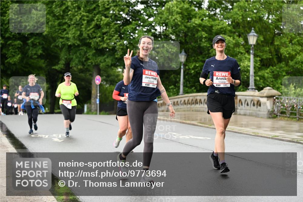 14.06.2026 - REWE Women's Run Dr. Thomas Lammeyer http://msf.ph/oto/9773694 14.06.2026 09:53:08 Laufen 11328, 10468, 57 meine-sportfotos.de