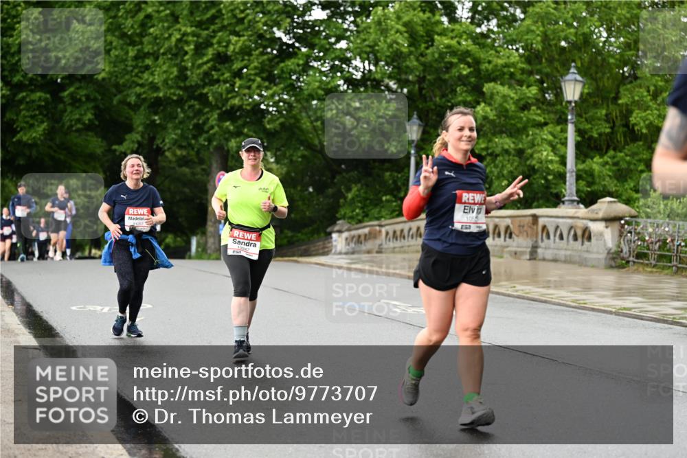 14.06.2026 - REWE Women's Run Dr. Thomas Lammeyer http://msf.ph/oto/9773707 14.06.2026 09:53:10 Laufen 10247, 105 meine-sportfotos.de