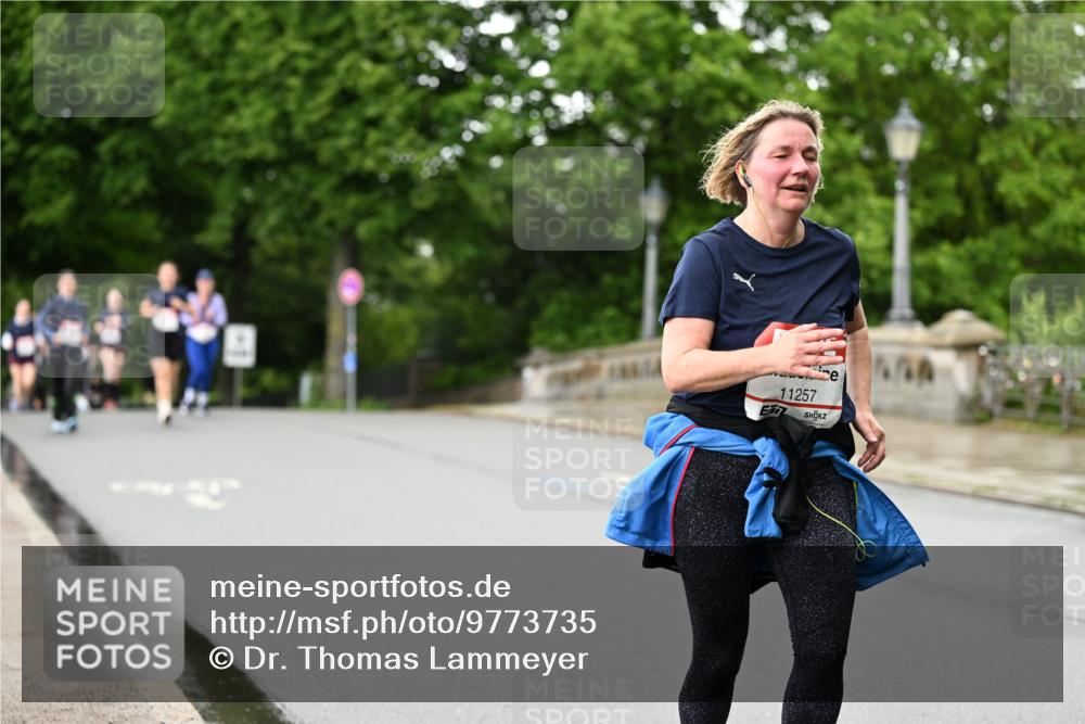 14.06.2026 - REWE Women's Run Dr. Thomas Lammeyer http://msf.ph/oto/9773735 14.06.2026 09:53:13 Laufen 11257, 7 meine-sportfotos.de