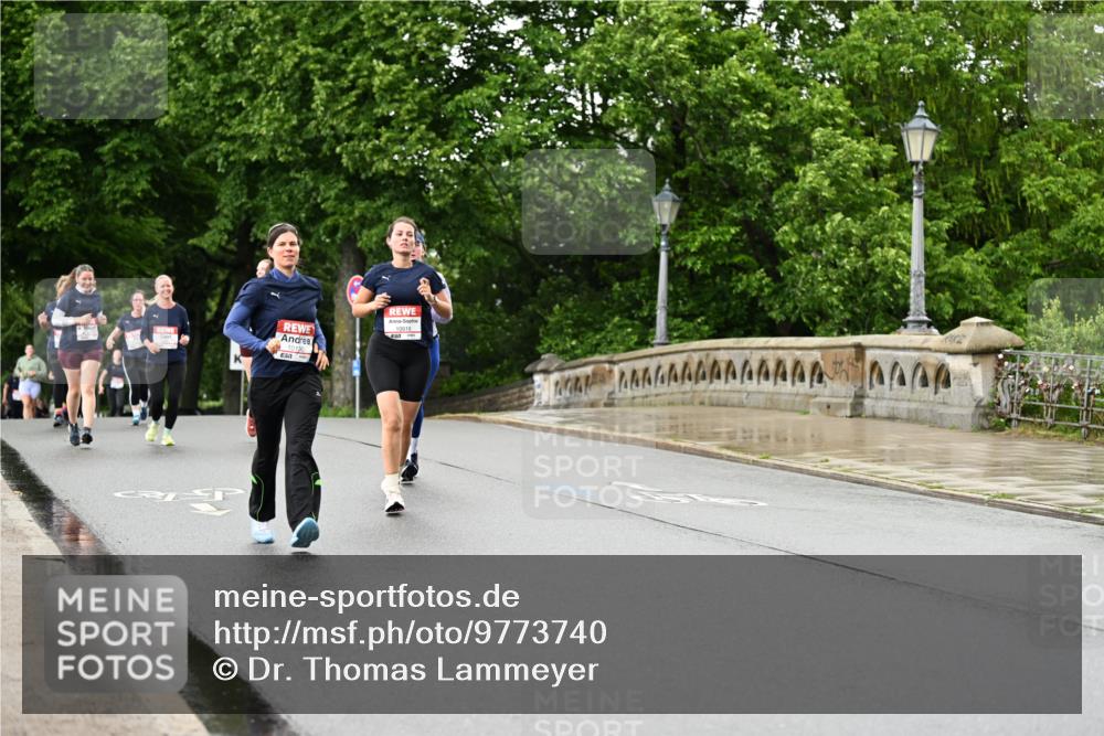 14.06.2026 - REWE Women's Run Dr. Thomas Lammeyer http://msf.ph/oto/9773740 14.06.2026 09:53:18 Laufen 10130 meine-sportfotos.de