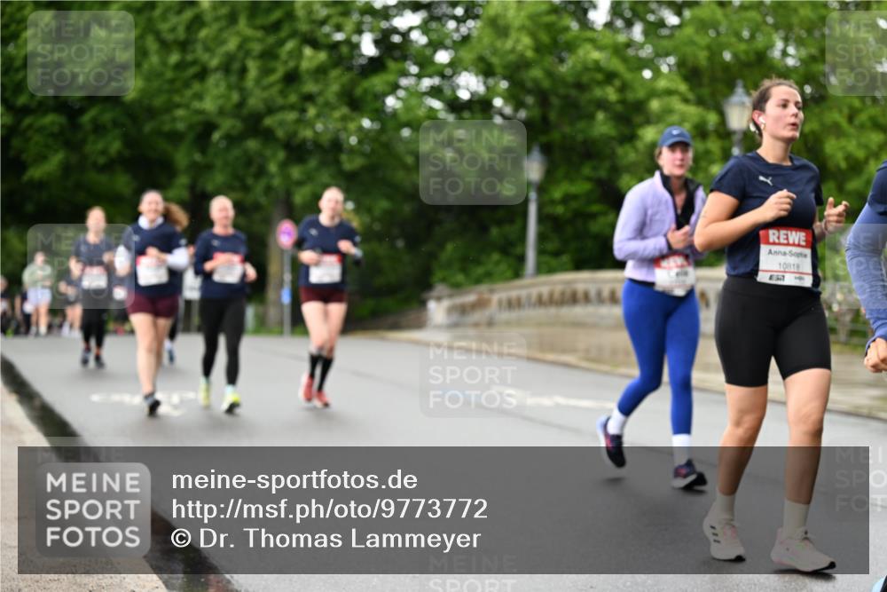 14.06.2026 - REWE Women's Run Dr. Thomas Lammeyer http://msf.ph/oto/9773772 14.06.2026 09:53:22 Laufen 10818, 857 meine-sportfotos.de