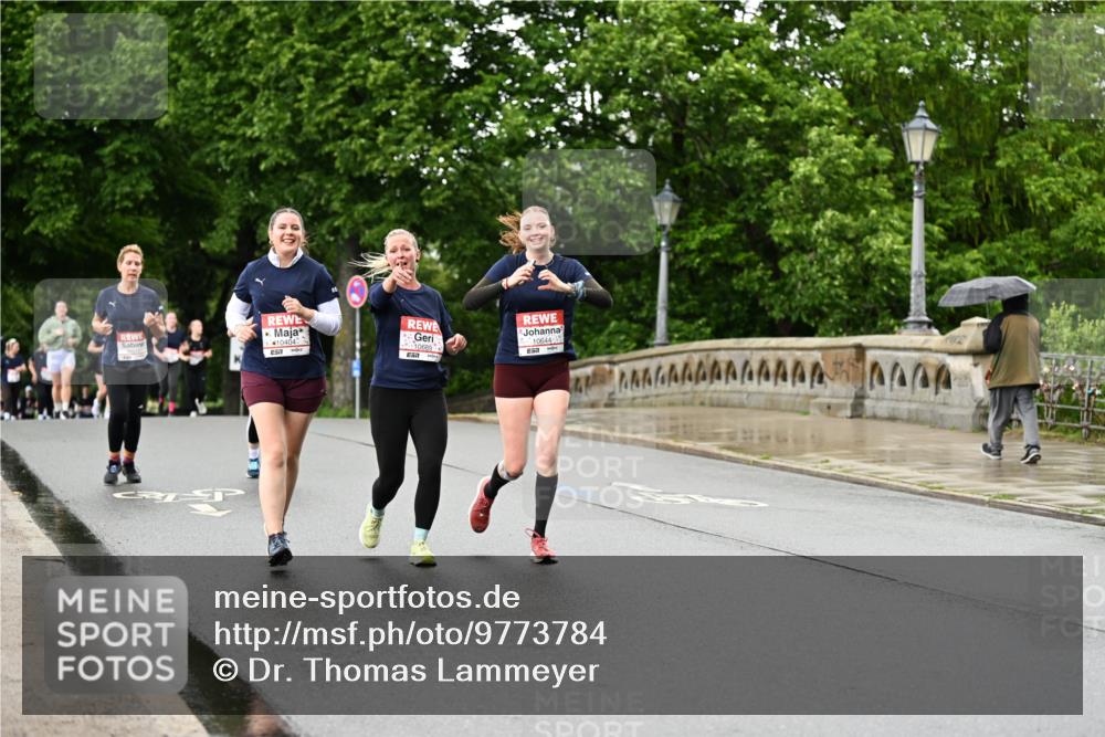 14.06.2026 - REWE Women's Run Dr. Thomas Lammeyer http://msf.ph/oto/9773784 14.06.2026 09:53:23 Laufen 10404, 10689, 10644 meine-sportfotos.de