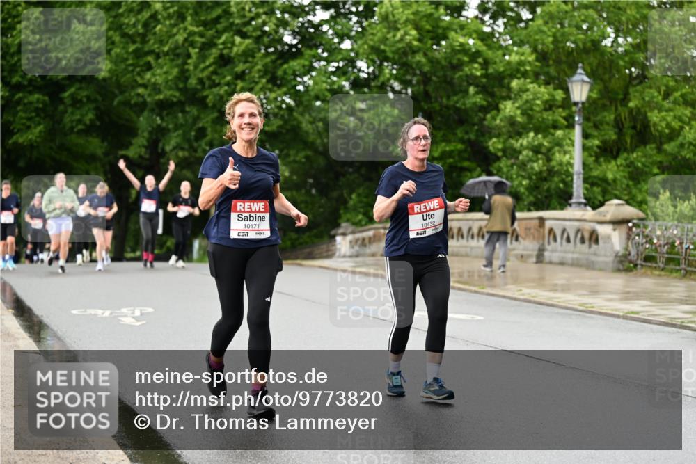 14.06.2026 - REWE Women's Run Dr. Thomas Lammeyer http://msf.ph/oto/9773820 14.06.2026 09:53:27 Laufen 10171, 10432 meine-sportfotos.de