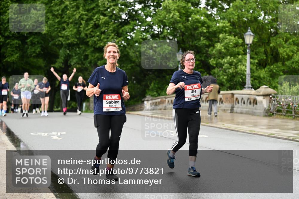 14.06.2026 - REWE Women's Run Dr. Thomas Lammeyer http://msf.ph/oto/9773821 14.06.2026 09:53:27 Laufen 10171, 7, 10432 meine-sportfotos.de