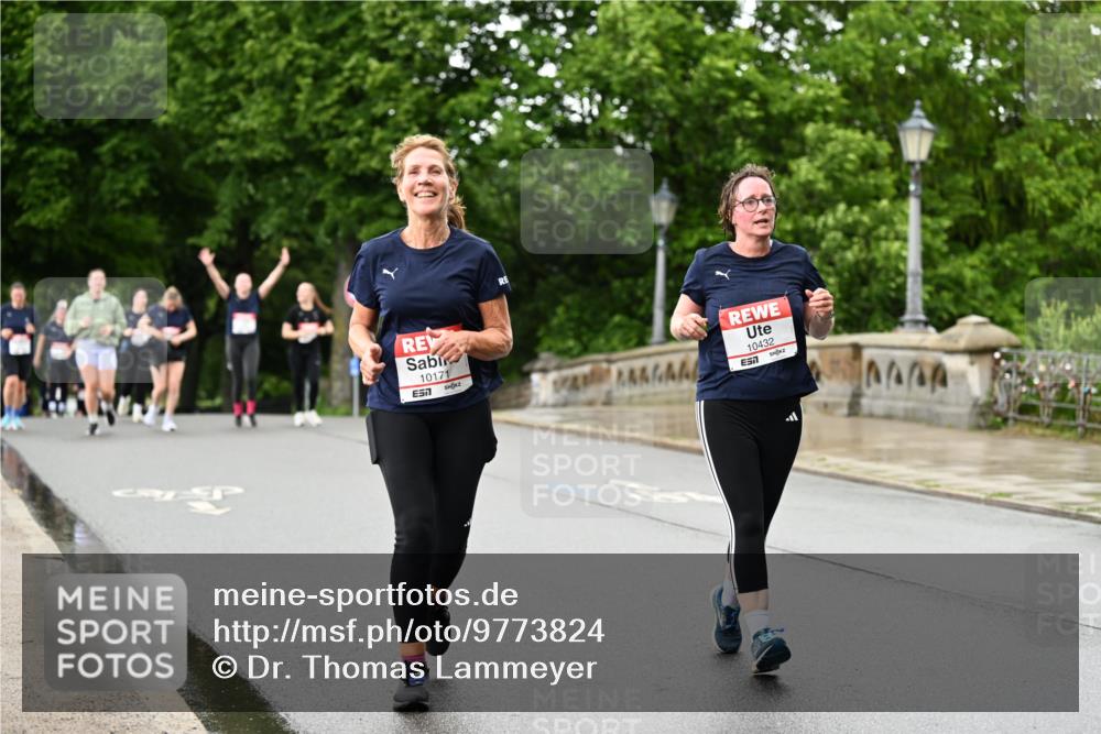 14.06.2026 - REWE Women's Run Dr. Thomas Lammeyer http://msf.ph/oto/9773824 14.06.2026 09:53:28 Laufen 10171, 57, 10432, 7 meine-sportfotos.de