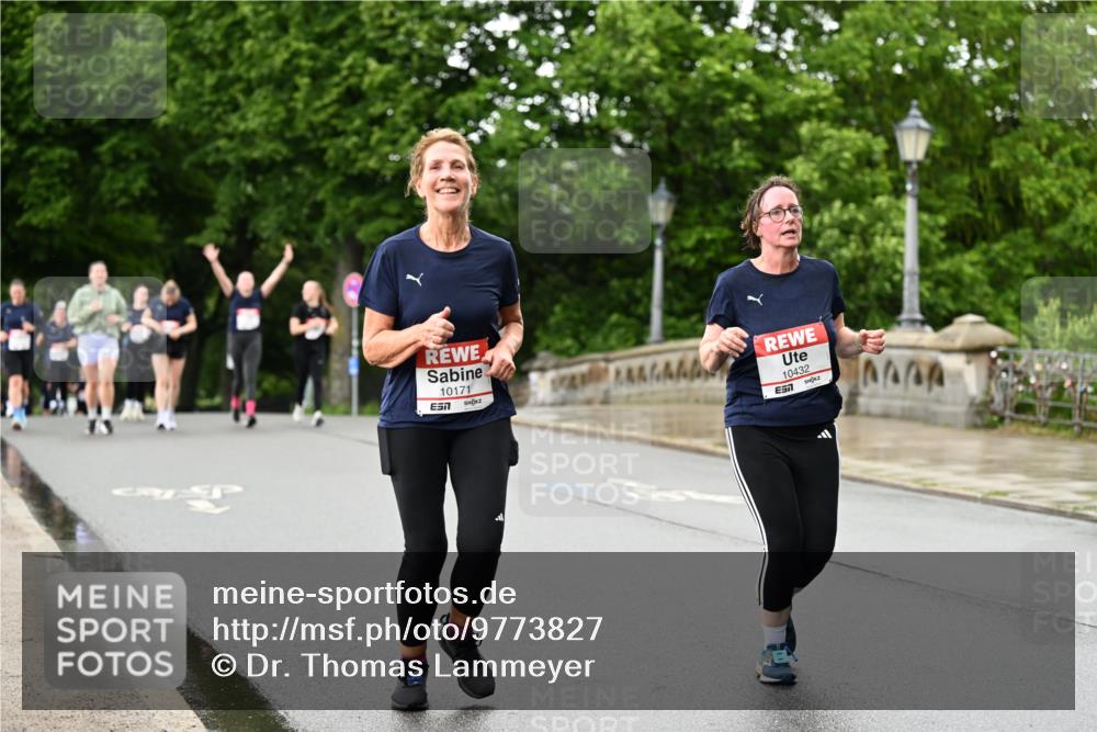 14.06.2026 - REWE Women's Run Dr. Thomas Lammeyer http://msf.ph/oto/9773827 14.06.2026 09:53:28 Laufen 10171, 7, 10432, 657, 7234 meine-sportfotos.de
