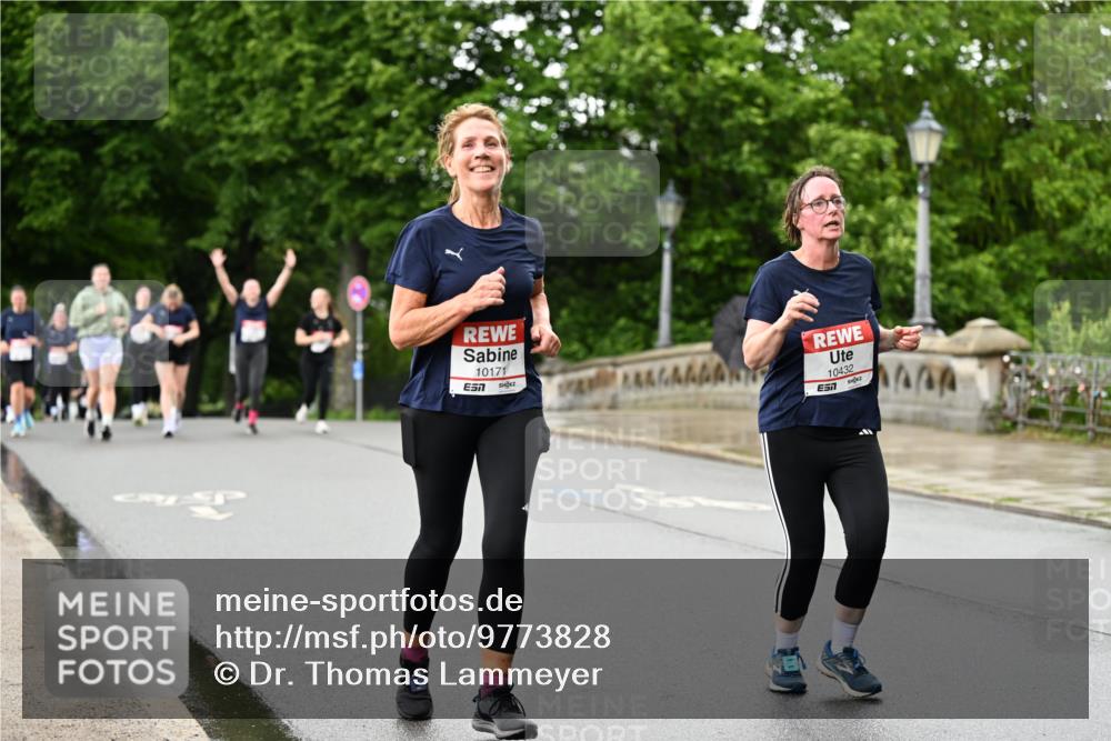 14.06.2026 - REWE Women's Run Dr. Thomas Lammeyer http://msf.ph/oto/9773828 14.06.2026 09:53:28 Laufen 10171, 7, 10432 meine-sportfotos.de