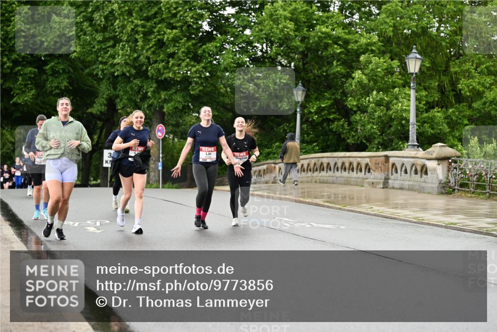 14.06.2026 - REWE Women's Run Dr. Thomas Lammeyer http://msf.ph/oto/9773856 14.06.2026 09:53:33 Laufen 3 meine-sportfotos.de