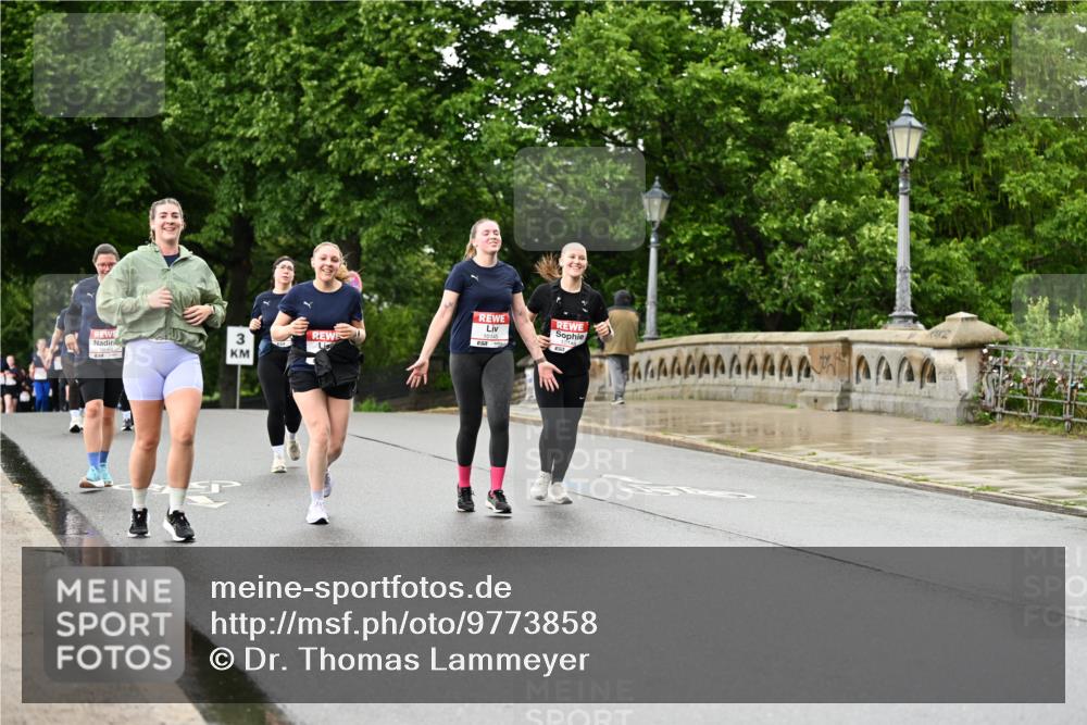 14.06.2026 - REWE Women's Run Dr. Thomas Lammeyer http://msf.ph/oto/9773858 14.06.2026 09:53:33 Laufen 10145, 3 meine-sportfotos.de