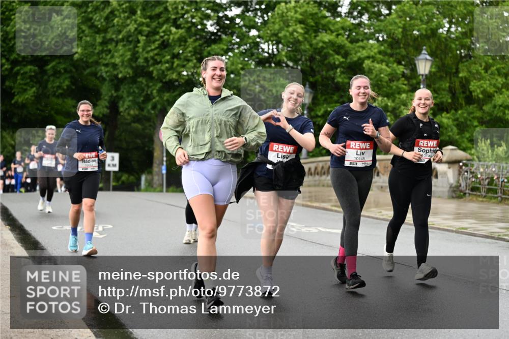 14.06.2026 - REWE Women's Run Dr. Thomas Lammeyer http://msf.ph/oto/9773872 14.06.2026 09:53:35 Laufen 10145, 7, 10148 meine-sportfotos.de