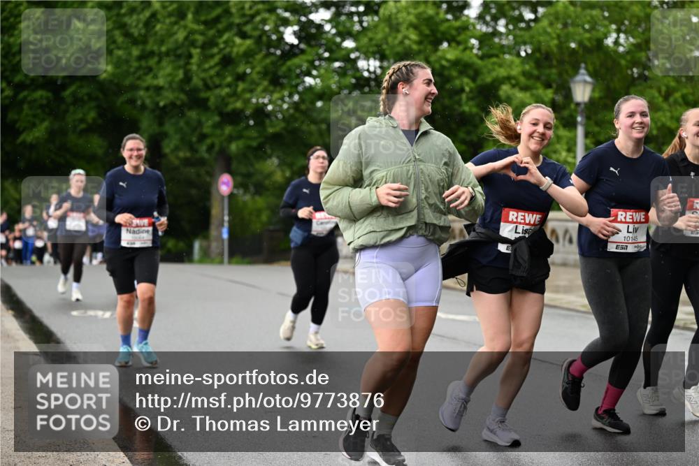14.06.2026 - REWE Women's Run Dr. Thomas Lammeyer http://msf.ph/oto/9773876 14.06.2026 09:53:36 Laufen 27, 10145 meine-sportfotos.de