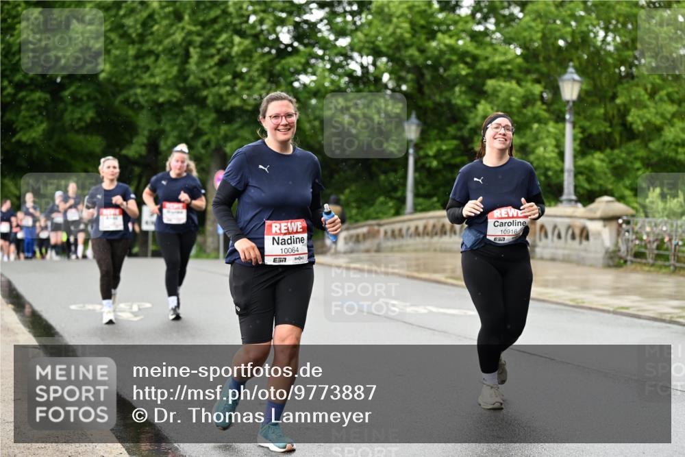 14.06.2026 - REWE Women's Run Dr. Thomas Lammeyer http://msf.ph/oto/9773887 14.06.2026 09:53:38 Laufen 10064, 7, 10916 meine-sportfotos.de