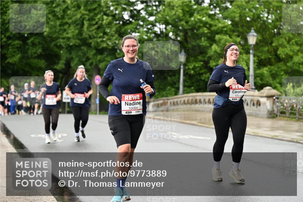 14.06.2026 - REWE Women's Run Dr. Thomas Lammeyer http://msf.ph/oto/9773889 14.06.2026 09:53:38 Laufen 10064, 7, 10916, 239 meine-sportfotos.de