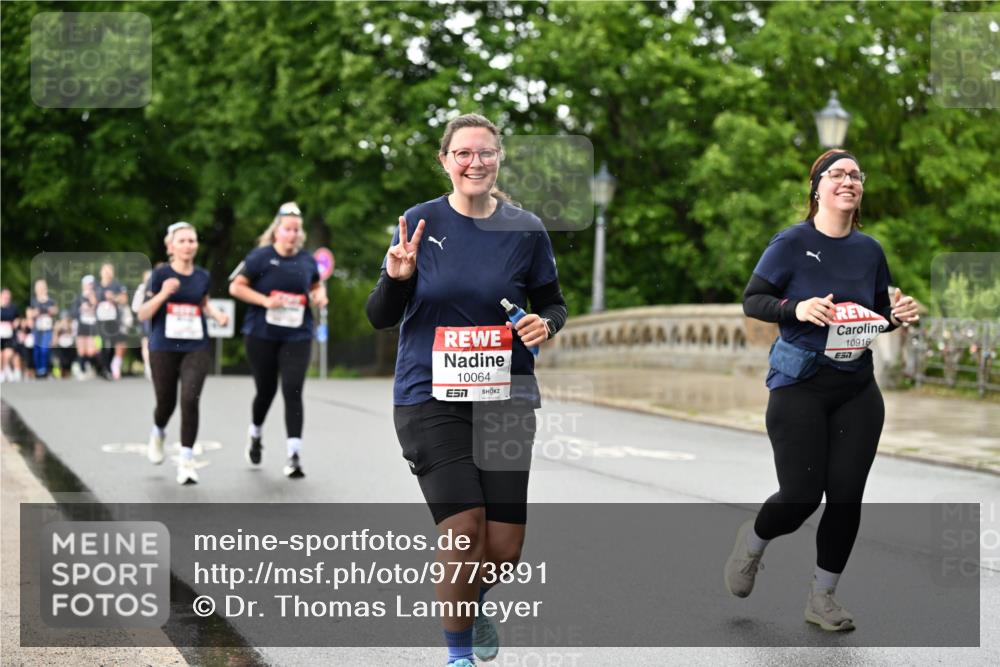 14.06.2026 - REWE Women's Run Dr. Thomas Lammeyer http://msf.ph/oto/9773891 14.06.2026 09:53:38 Laufen 10064, 10916 meine-sportfotos.de