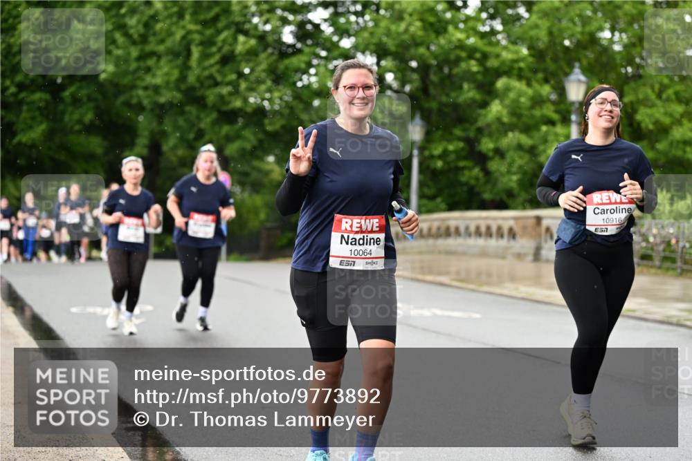 14.06.2026 - REWE Women's Run Dr. Thomas Lammeyer http://msf.ph/oto/9773892 14.06.2026 09:53:38 Laufen 10064, 10916 meine-sportfotos.de