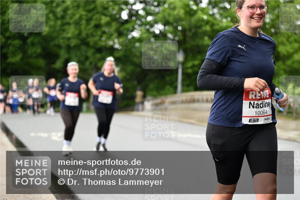 14.06.2026 - REWE Women's Run Dr. Thomas Lammeyer http://msf.ph/oto/9773901 14.06.2026 09:53:39 Laufen 10064 meine-sportfotos.de