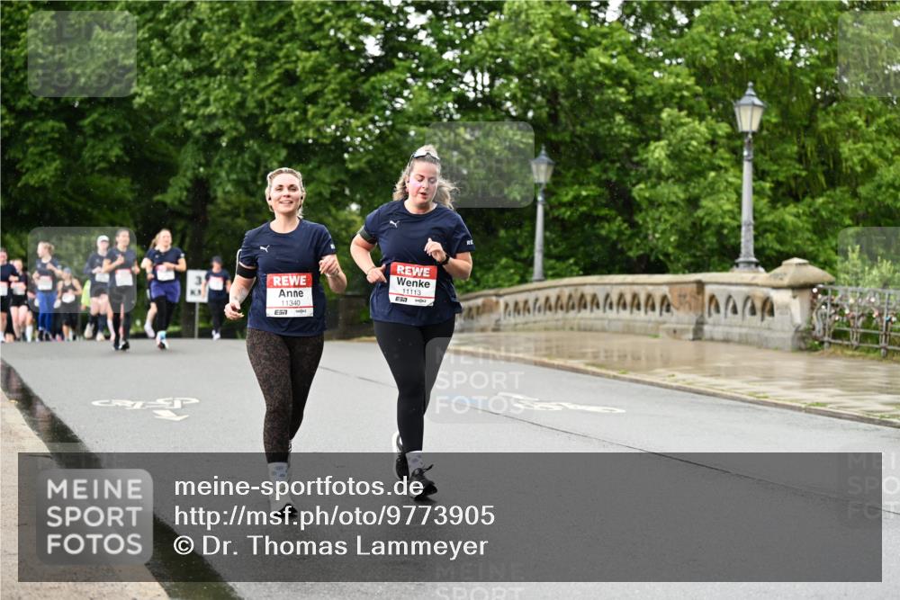 14.06.2026 - REWE Women's Run Dr. Thomas Lammeyer http://msf.ph/oto/9773905 14.06.2026 09:53:40 Laufen 11340, 11113, 7 meine-sportfotos.de