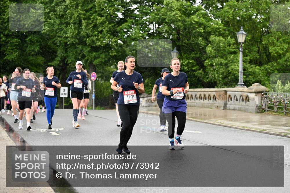 14.06.2026 - REWE Women's Run Dr. Thomas Lammeyer http://msf.ph/oto/9773942 14.06.2026 09:53:47 Laufen 3, 10596, 11445 meine-sportfotos.de