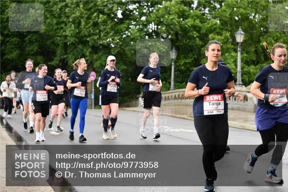 14.06.2026 - REWE Women's Run Dr. Thomas Lammeyer http://msf.ph/oto/9773958 14.06.2026 09:53:49 Laufen 11445, 57, 10696 meine-sportfotos.de