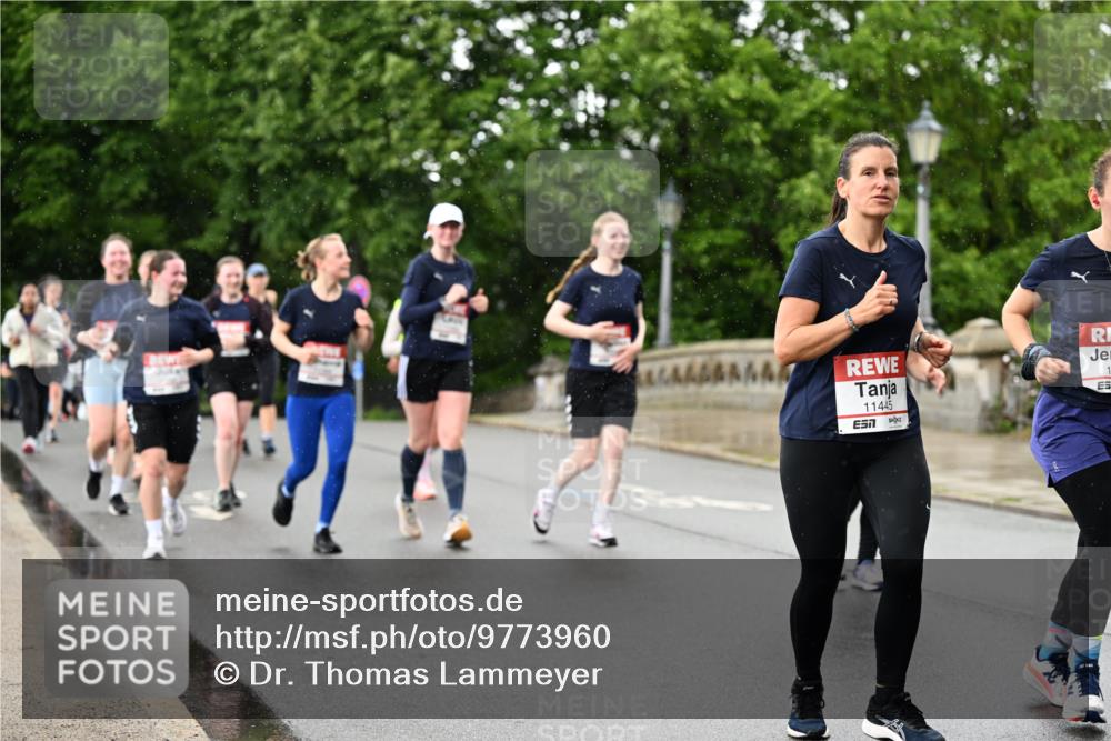 14.06.2026 - REWE Women's Run Dr. Thomas Lammeyer http://msf.ph/oto/9773960 14.06.2026 09:53:49 Laufen 11445, 7, 1 meine-sportfotos.de