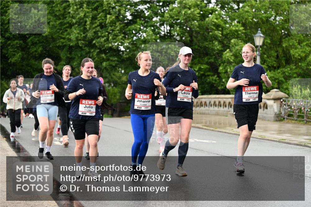 14.06.2026 - REWE Women's Run Dr. Thomas Lammeyer http://msf.ph/oto/9773973 14.06.2026 09:53:51 Laufen 11286, 7, 10394, 10569, 57, 10872 meine-sportfotos.de
