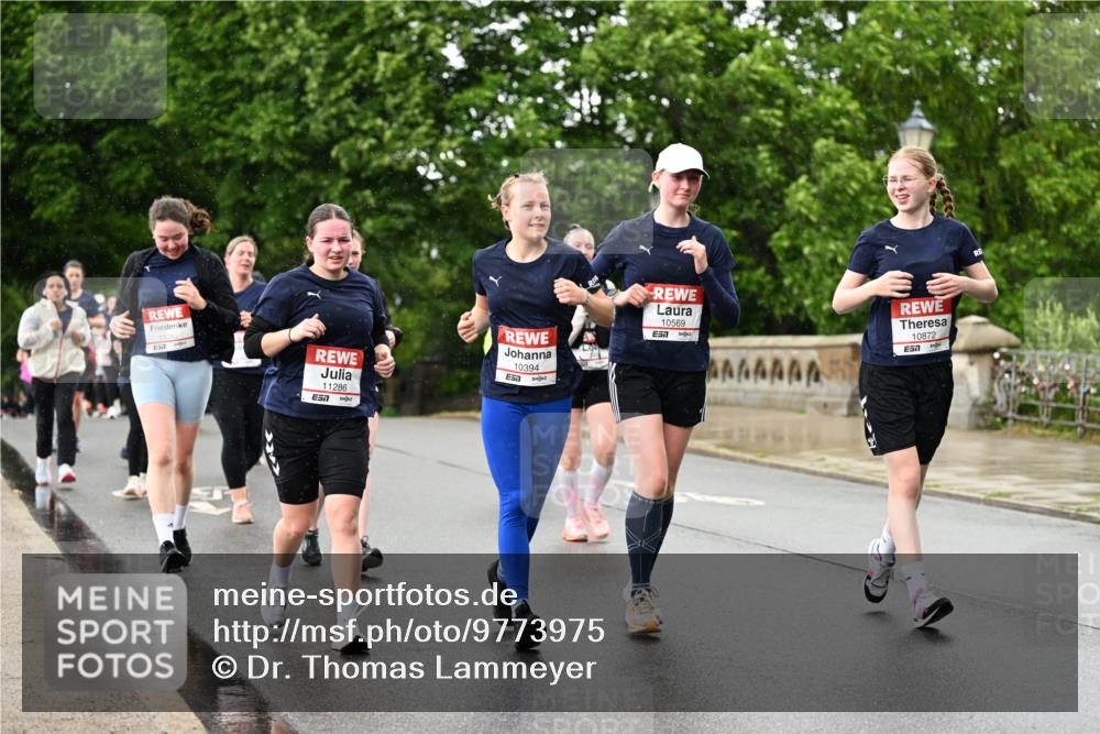 14.06.2026 - REWE Women's Run Dr. Thomas Lammeyer http://msf.ph/oto/9773975 14.06.2026 09:53:51 Laufen 11282, 11286, 7, 10394, 7, 10569, 7, 10872 meine-sportfotos.de