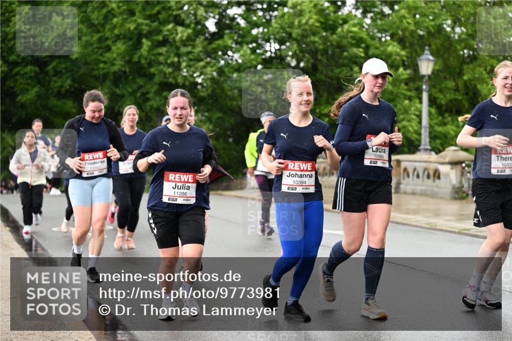 14.06.2026 - REWE Women's Run Dr. Thomas Lammeyer http://msf.ph/oto/9773981 14.06.2026 09:53:51 Laufen 11282, 11286, 7, 10394, 10569, 10872, 7 meine-sportfotos.de