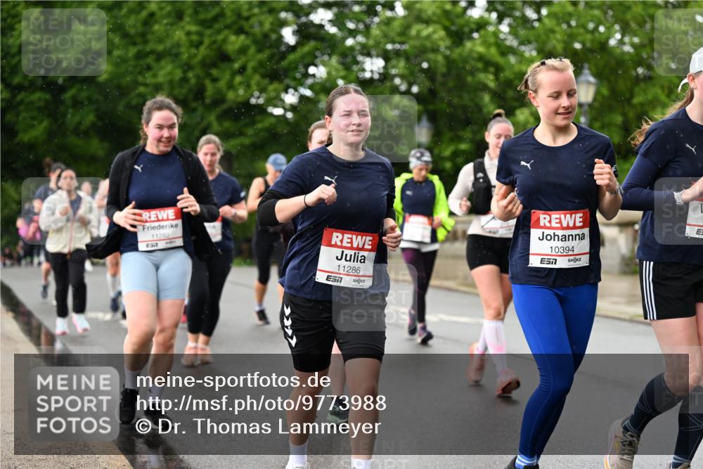 14.06.2026 - REWE Women's Run Dr. Thomas Lammeyer http://msf.ph/oto/9773988 14.06.2026 09:53:52 Laufen 11282, 857, 11286, 10394 meine-sportfotos.de