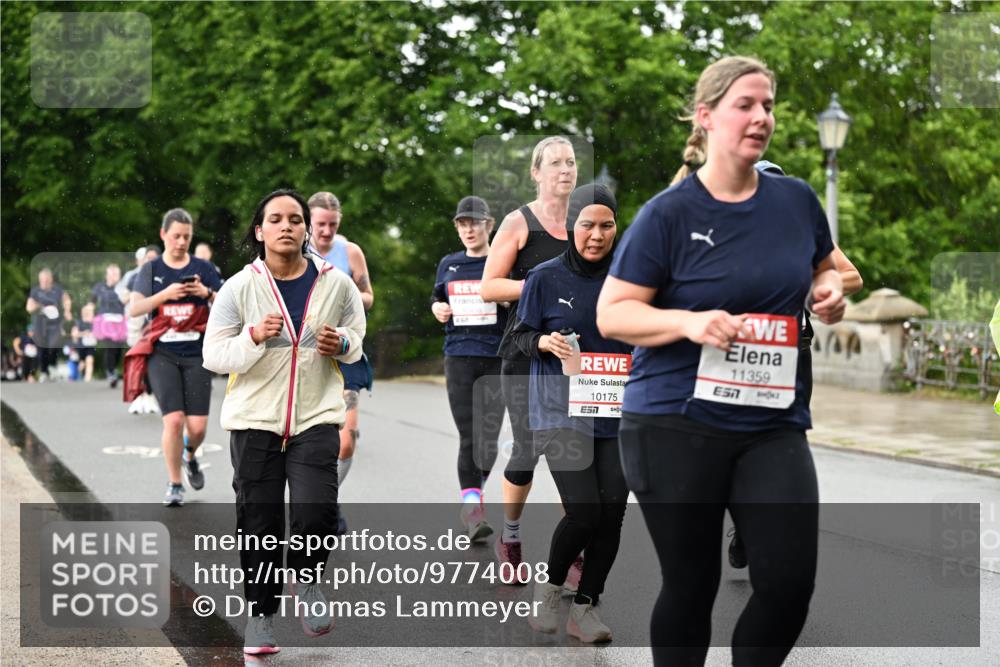 14.06.2026 - REWE Women's Run Dr. Thomas Lammeyer http://msf.ph/oto/9774008 14.06.2026 09:53:55 Laufen 10175, 7, 11359, 57 meine-sportfotos.de