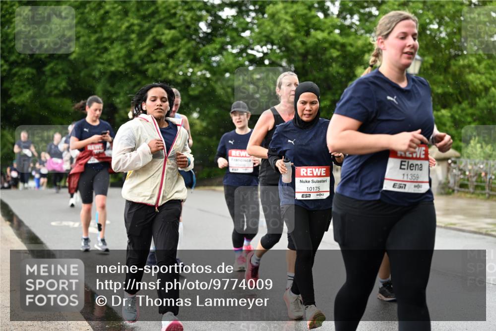 14.06.2026 - REWE Women's Run Dr. Thomas Lammeyer http://msf.ph/oto/9774009 14.06.2026 09:53:55 Laufen 10408, 10175, 7, 11359 meine-sportfotos.de