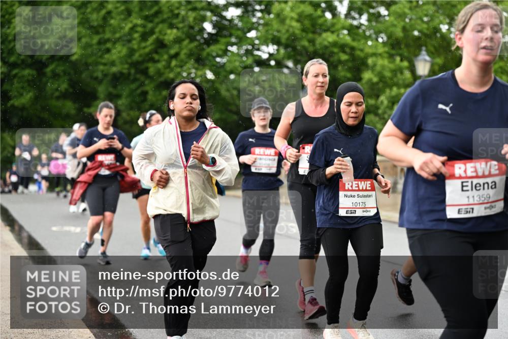 14.06.2026 - REWE Women's Run Dr. Thomas Lammeyer http://msf.ph/oto/9774012 14.06.2026 09:53:55 Laufen 44, 10175, 7, 11359, 7 meine-sportfotos.de