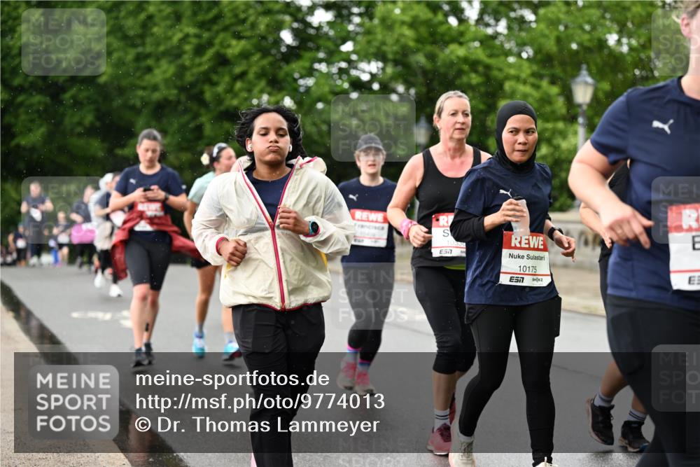 14.06.2026 - REWE Women's Run Dr. Thomas Lammeyer http://msf.ph/oto/9774013 14.06.2026 09:53:55 Laufen 10530, 57, 10175, 7 meine-sportfotos.de
