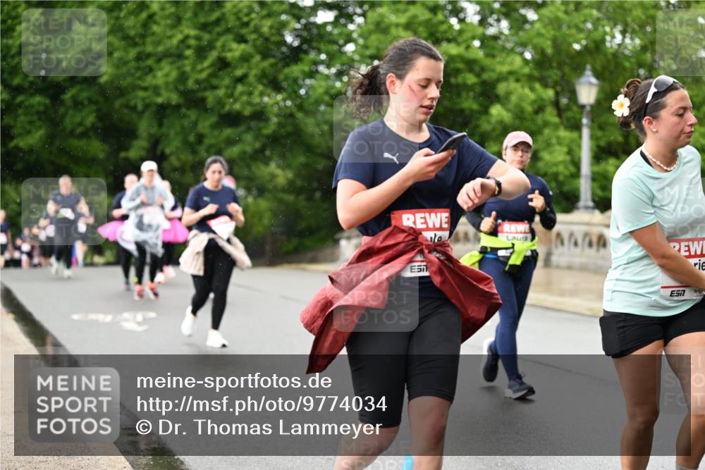 14.06.2026 - REWE Women's Run Dr. Thomas Lammeyer http://msf.ph/oto/9774034 14.06.2026 09:53:58 Laufen  meine-sportfotos.de