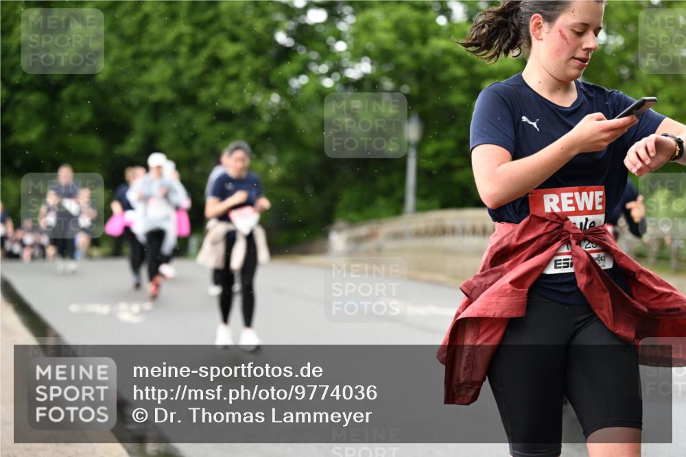 14.06.2026 - REWE Women's Run Dr. Thomas Lammeyer http://msf.ph/oto/9774036 14.06.2026 09:53:59 Laufen 25 meine-sportfotos.de