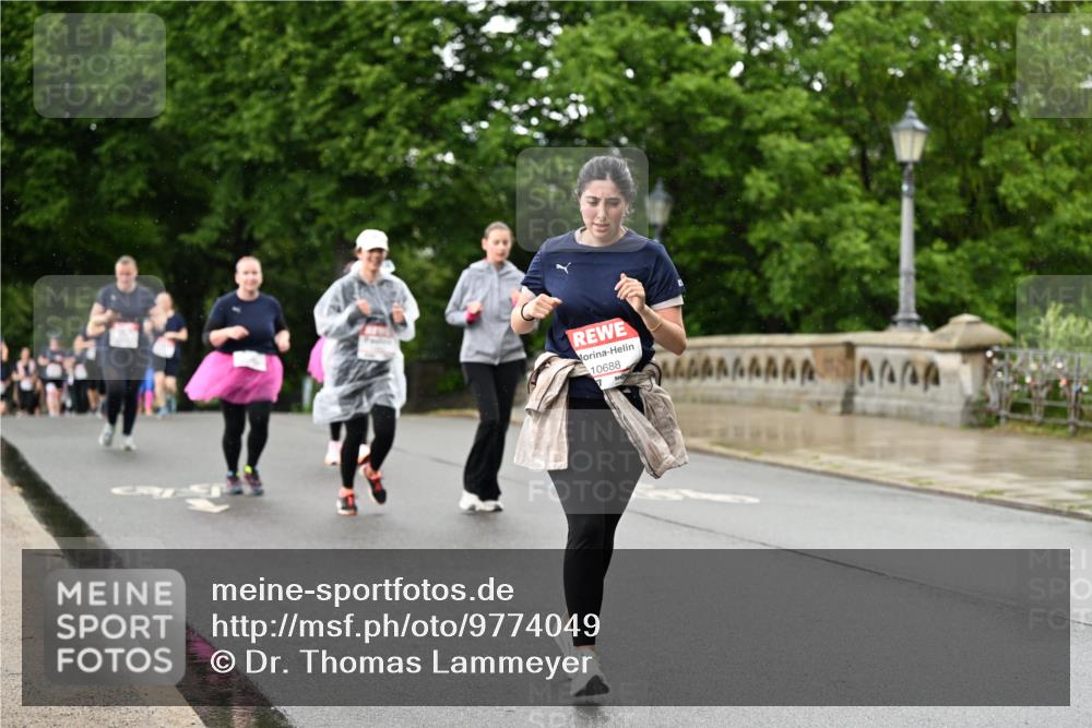 14.06.2026 - REWE Women's Run Dr. Thomas Lammeyer http://msf.ph/oto/9774049 14.06.2026 09:54:01 Laufen 10688 meine-sportfotos.de