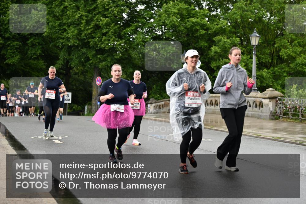 14.06.2026 - REWE Women's Run Dr. Thomas Lammeyer http://msf.ph/oto/9774070 14.06.2026 09:54:03 Laufen 3, 10452, 7 meine-sportfotos.de
