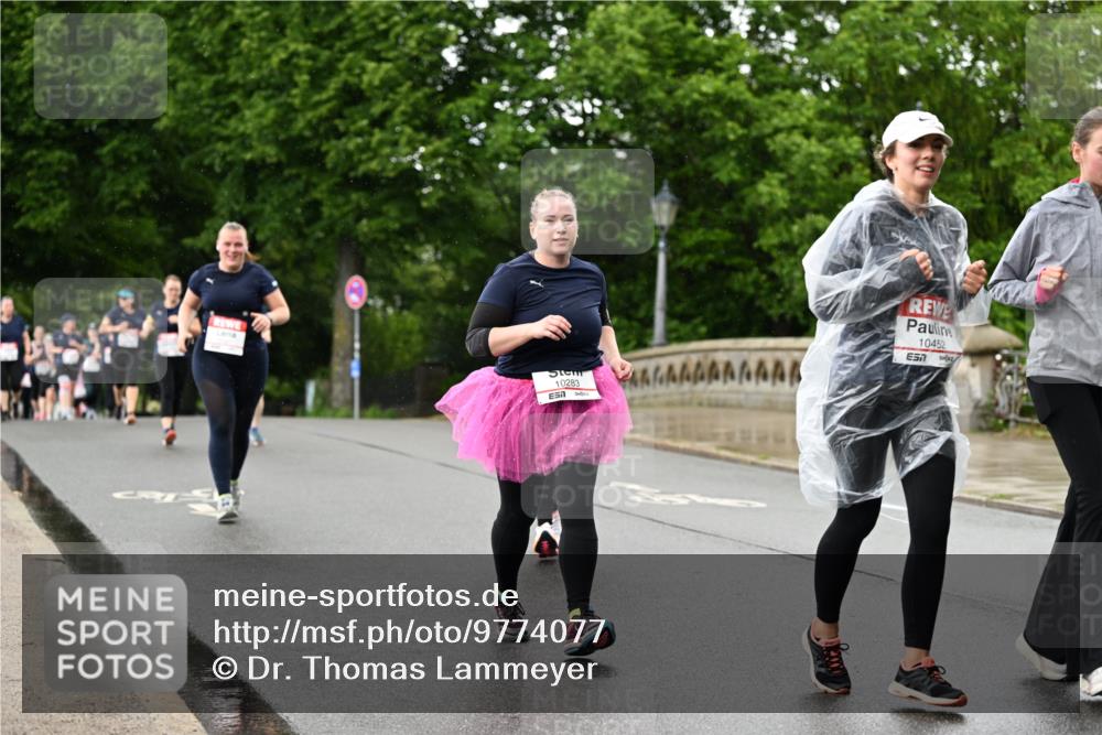 14.06.2026 - REWE Women's Run Dr. Thomas Lammeyer http://msf.ph/oto/9774077 14.06.2026 09:54:04 Laufen 10283, 10452 meine-sportfotos.de