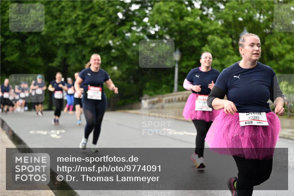 14.06.2026 - REWE Women's Run Dr. Thomas Lammeyer http://msf.ph/oto/9774091 14.06.2026 09:54:05 Laufen 7, 10283, 7 meine-sportfotos.de
