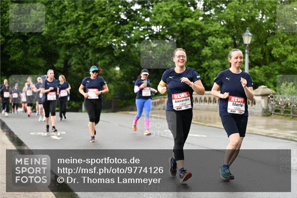 14.06.2026 - REWE Women's Run Dr. Thomas Lammeyer http://msf.ph/oto/9774126 14.06.2026 09:54:10 Laufen 11437, 7, 10695 meine-sportfotos.de