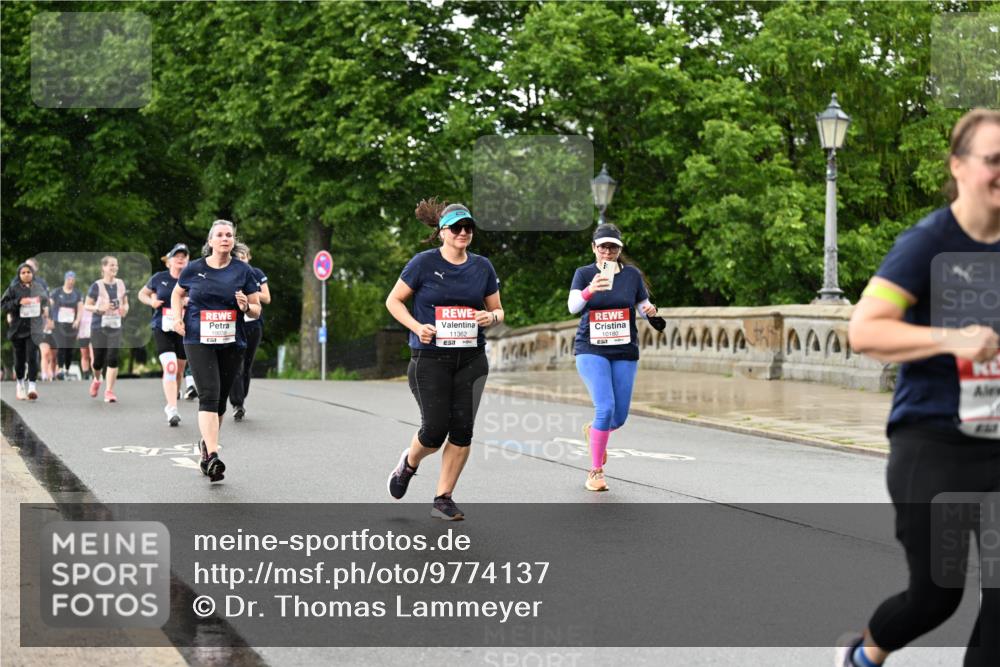 14.06.2026 - REWE Women's Run Dr. Thomas Lammeyer http://msf.ph/oto/9774137 14.06.2026 09:54:11 Laufen 11362, 10180, 837 meine-sportfotos.de