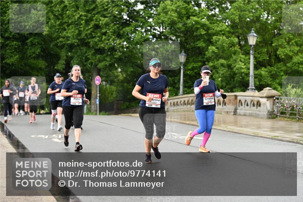 14.06.2026 - REWE Women's Run Dr. Thomas Lammeyer http://msf.ph/oto/9774141 14.06.2026 09:54:12 Laufen 10038, 517, 1362, 10180 meine-sportfotos.de