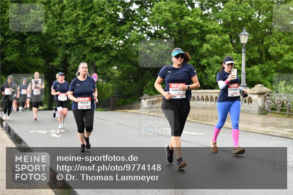 14.06.2026 - REWE Women's Run Dr. Thomas Lammeyer http://msf.ph/oto/9774148 14.06.2026 09:54:12 Laufen 10038, 7, 11362, 10180, 5 meine-sportfotos.de