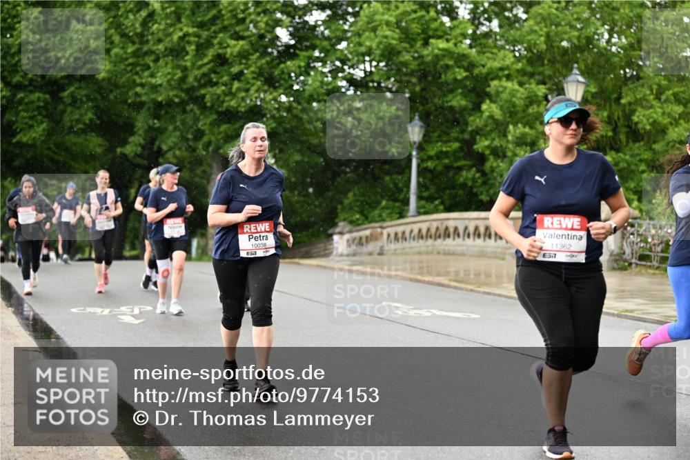 14.06.2026 - REWE Women's Run Dr. Thomas Lammeyer http://msf.ph/oto/9774153 14.06.2026 09:54:13 Laufen 10038, 7, 11362, 5 meine-sportfotos.de