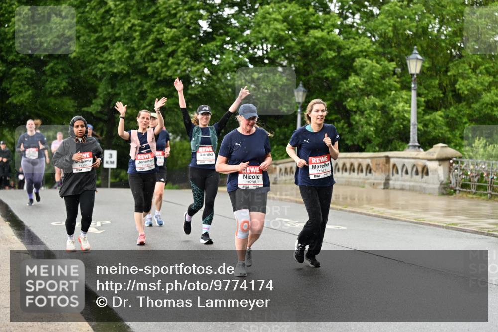 14.06.2026 - REWE Women's Run Dr. Thomas Lammeyer http://msf.ph/oto/9774174 14.06.2026 09:54:16 Laufen 10298, 11317 meine-sportfotos.de