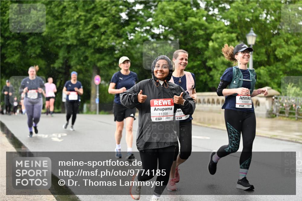 14.06.2026 - REWE Women's Run Dr. Thomas Lammeyer http://msf.ph/oto/9774185 14.06.2026 09:54:18 Laufen 11398, 111, 7, 10550, 7 meine-sportfotos.de