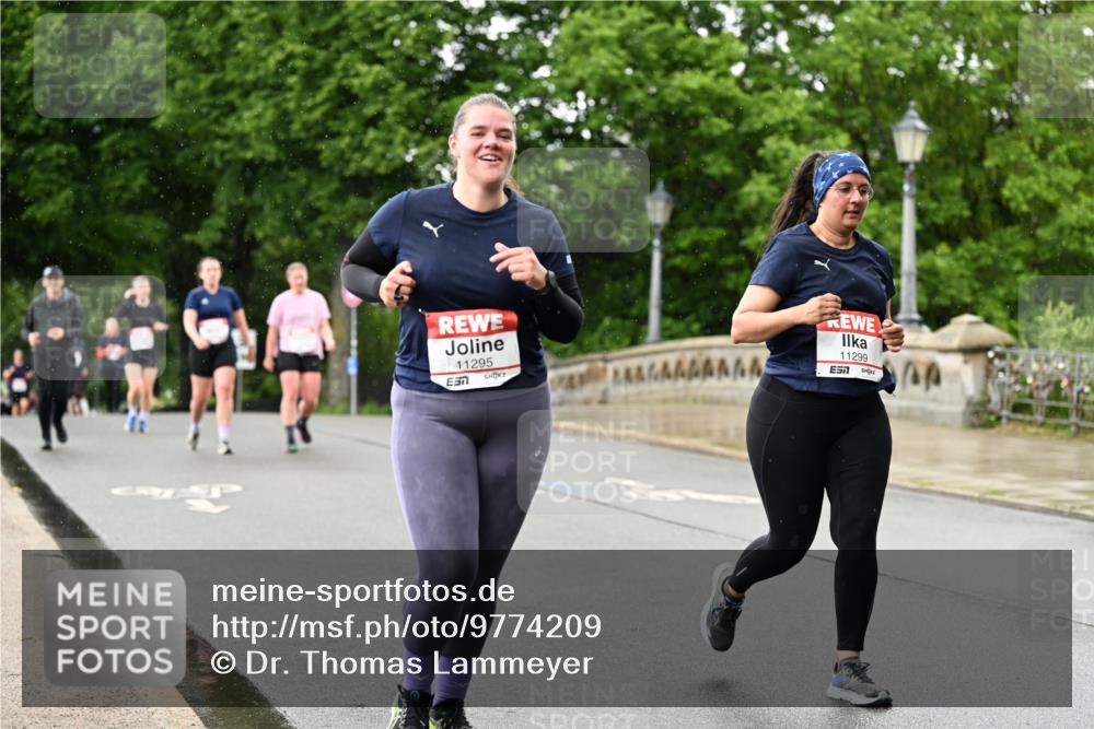 14.06.2026 - REWE Women's Run Dr. Thomas Lammeyer http://msf.ph/oto/9774209 14.06.2026 09:54:22 Laufen 11295, 11299, 51 meine-sportfotos.de