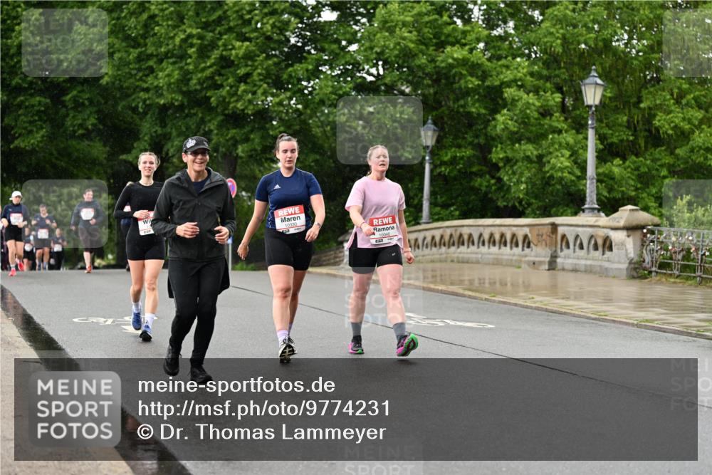 14.06.2026 - REWE Women's Run Dr. Thomas Lammeyer http://msf.ph/oto/9774231 14.06.2026 09:54:28 Laufen 10330, 10040 meine-sportfotos.de