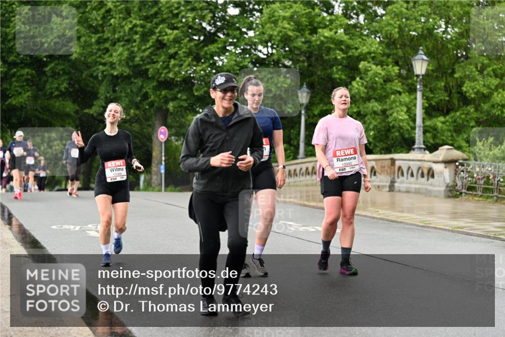 14.06.2026 - REWE Women's Run Dr. Thomas Lammeyer http://msf.ph/oto/9774243 14.06.2026 09:54:29 Laufen 10366, 10040, 57 meine-sportfotos.de