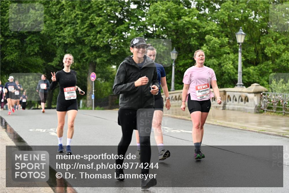 14.06.2026 - REWE Women's Run Dr. Thomas Lammeyer http://msf.ph/oto/9774244 14.06.2026 09:54:29 Laufen 10366, 657, 10040 meine-sportfotos.de
